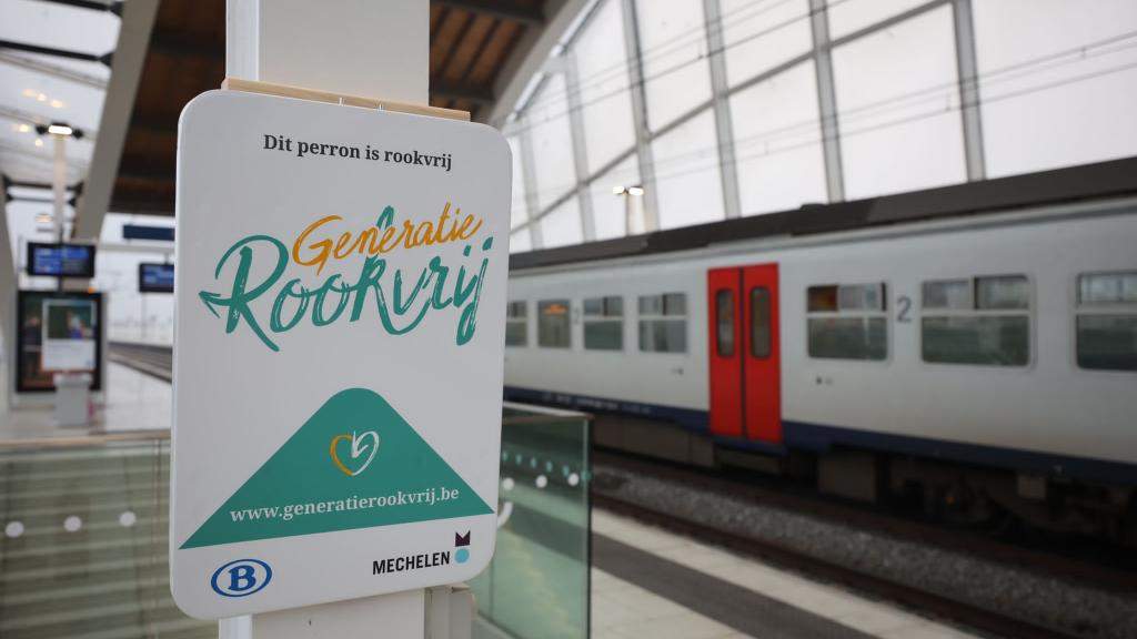 Perrons van Mechels station voortaan volledig rookvrij: “Een logische volgende stap”